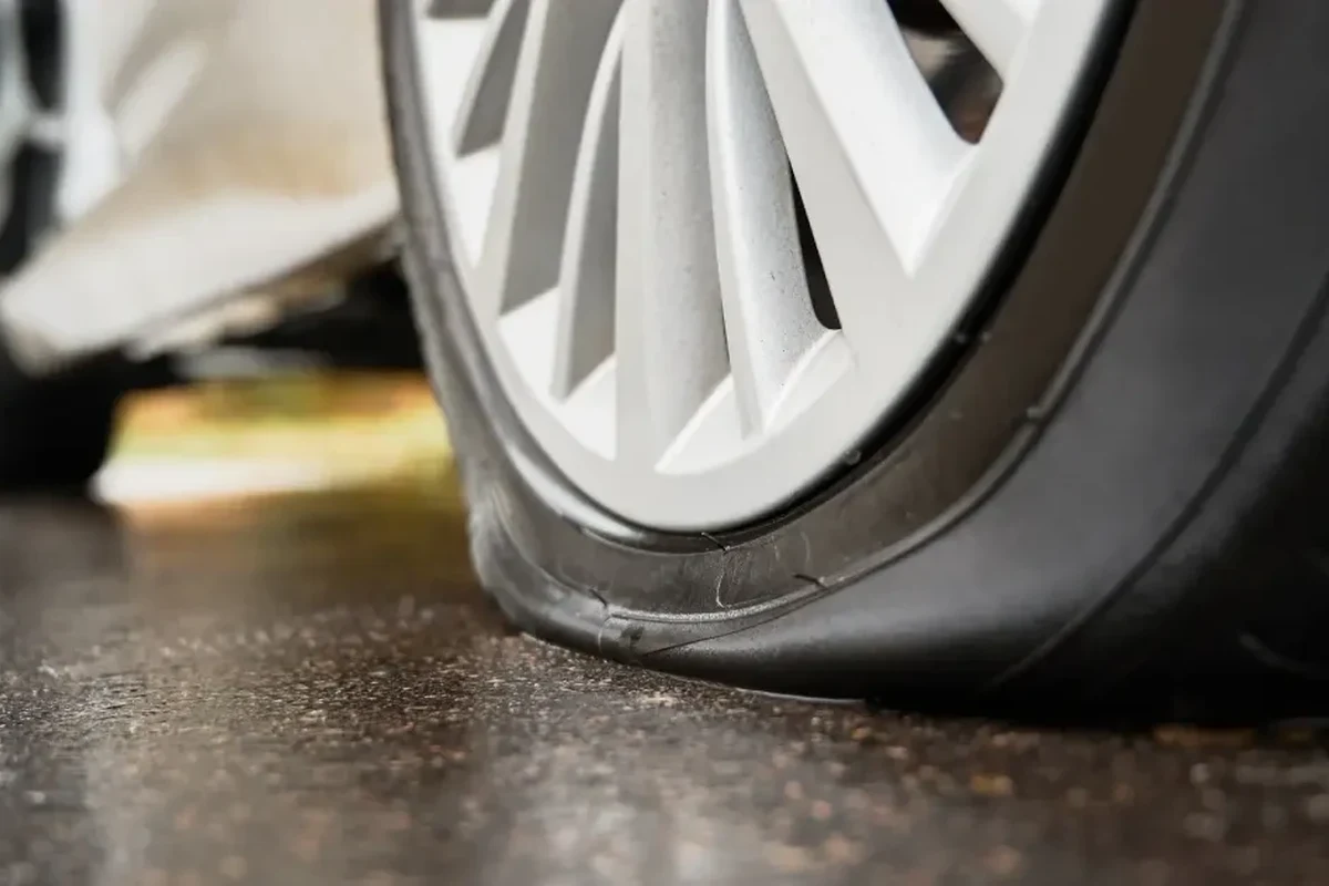 Who Is Responsible for a Flat Tire on a Rental Car?