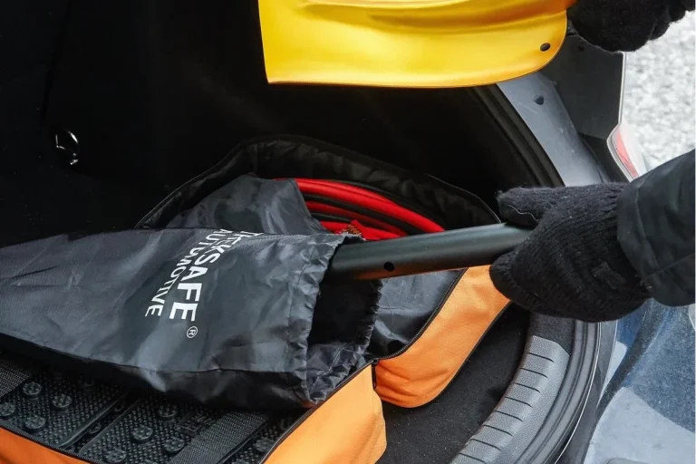 How to Use a Portable Jump Starter